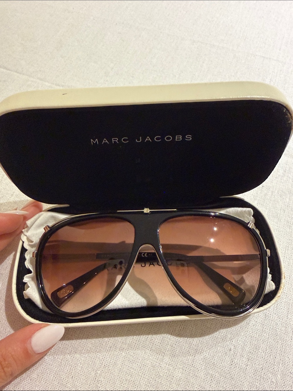 Marc Jacobs Black Frame Sunglasses with Brown Gradient Lenses